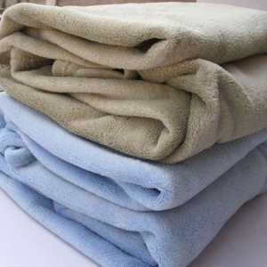 毛毯加工廠怎么樣？毛毯外發(fā)加工現(xiàn)狀