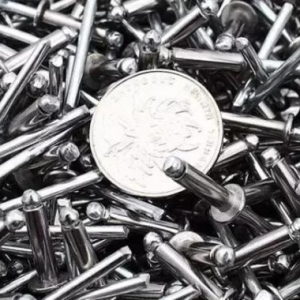 鉚釘多少錢？解密工廠鉚釘價格計算方法