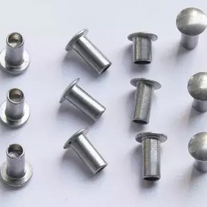 鉚釘多少錢一斤，鉚釘批發價格怎么買便宜