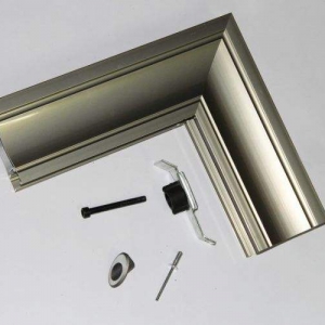 教你篩選優(yōu)質(zhì)門窗角碼生產(chǎn)廠家